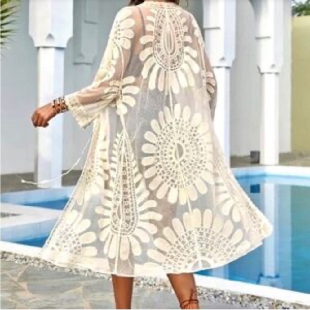 Rebellion | Cream Lace Kimono Cover-Up